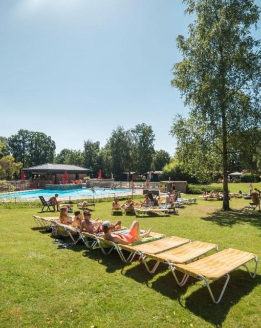 Le Louis Vakantiehuis Lanaken Eksteriør bilde